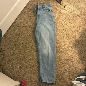 American Eagle Light Blue Wash Mom Jeans